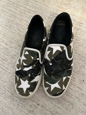 Valentino Beige Rubber Sole with Signature Logo